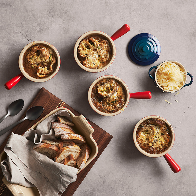 Bol de soupe à l’oignon Bol de soupe à l’oignon